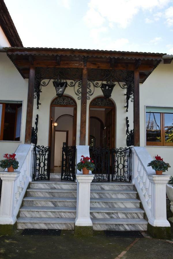 Апартаменты Casa Dei Limoni Масса-Лубренсе Экстерьер фото